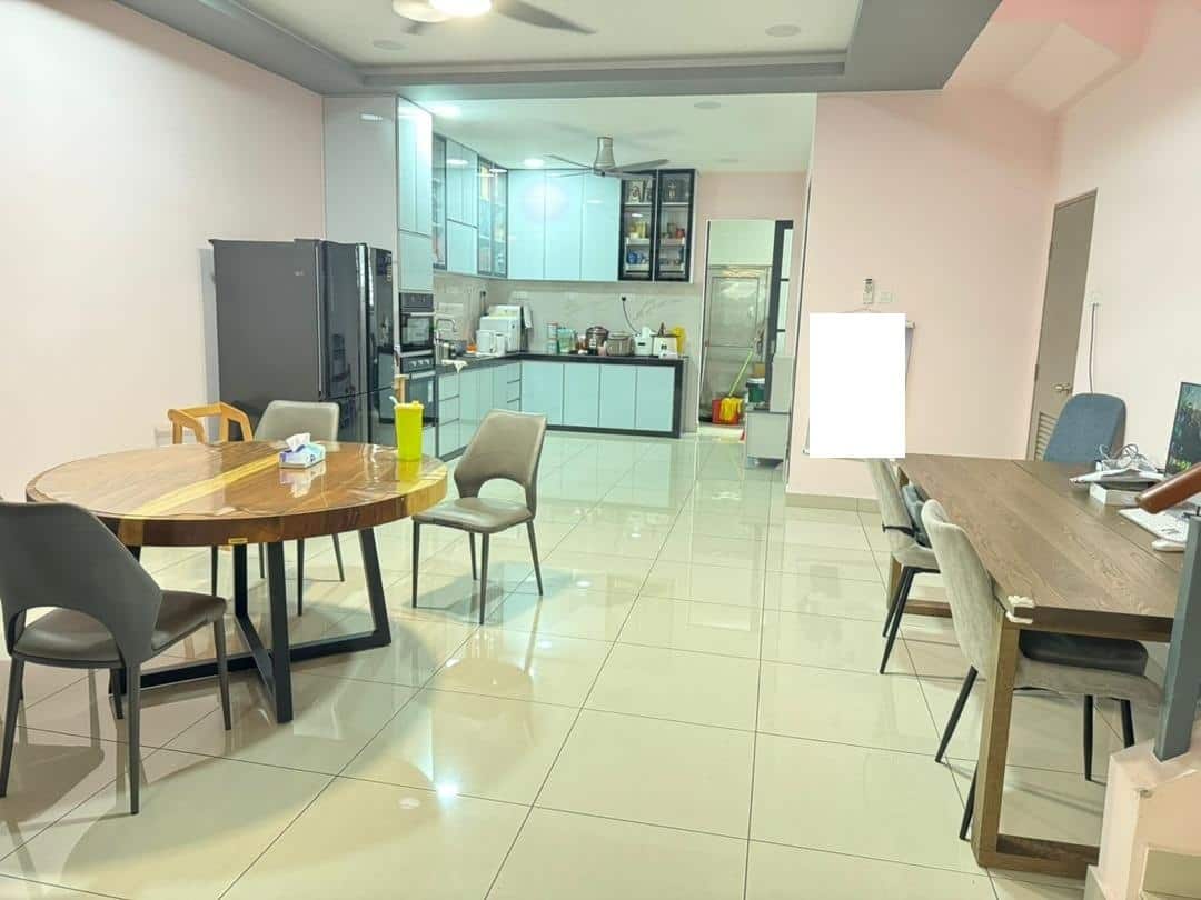 Double Storey Terrace Taman Seri Austin