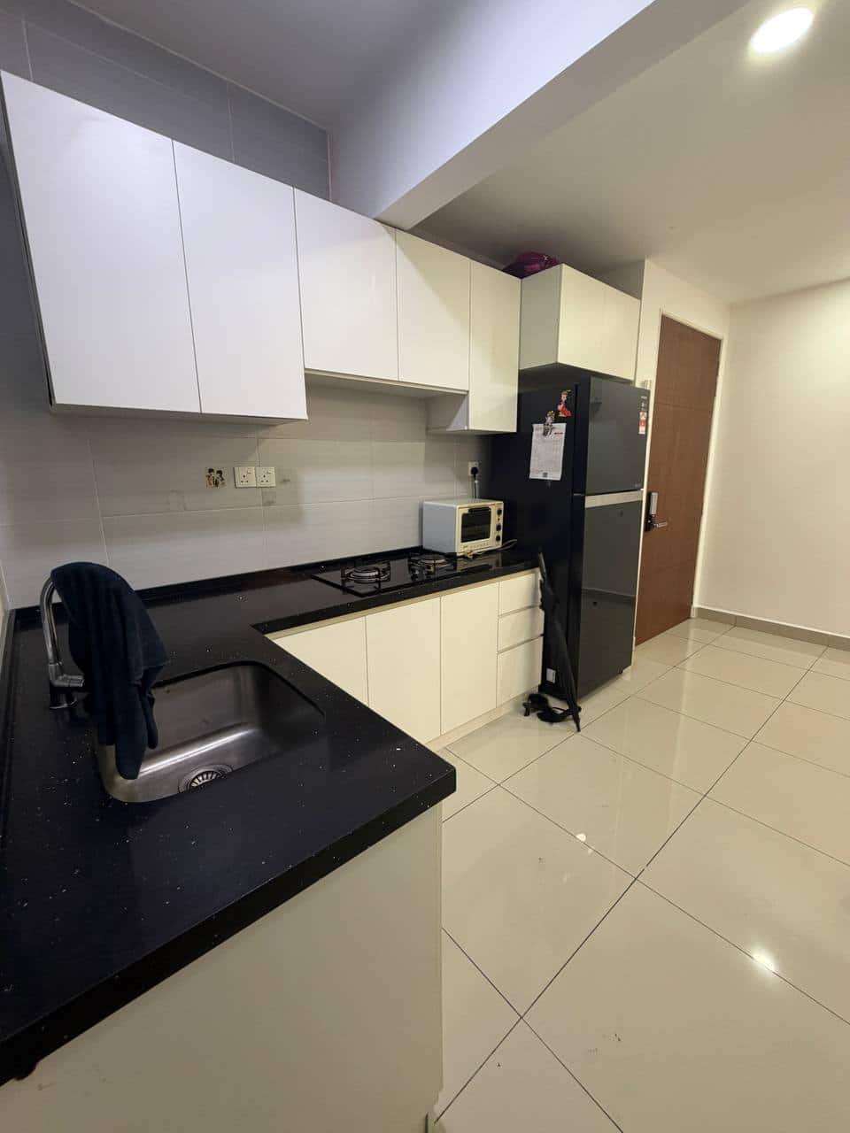 Condo Larkin Heights 8
