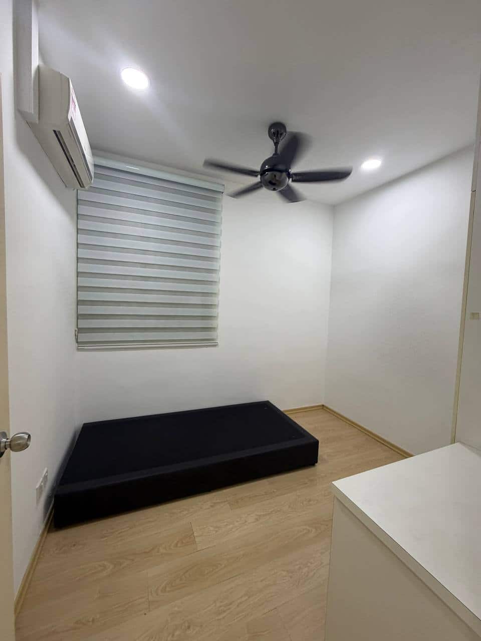 Condo Larkin Heights 7