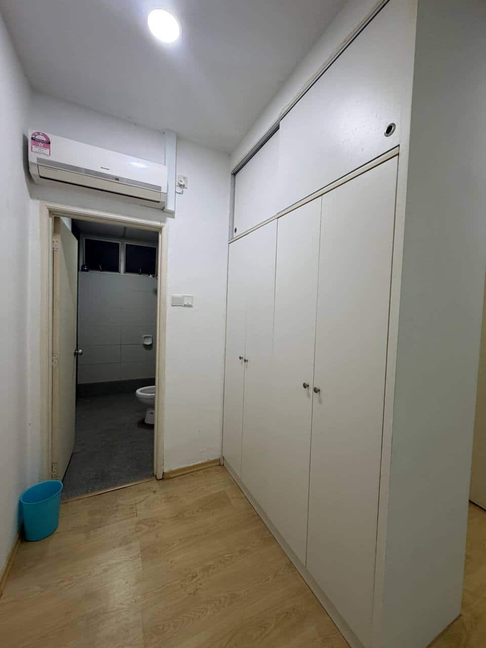 Condo Larkin Heights 6
