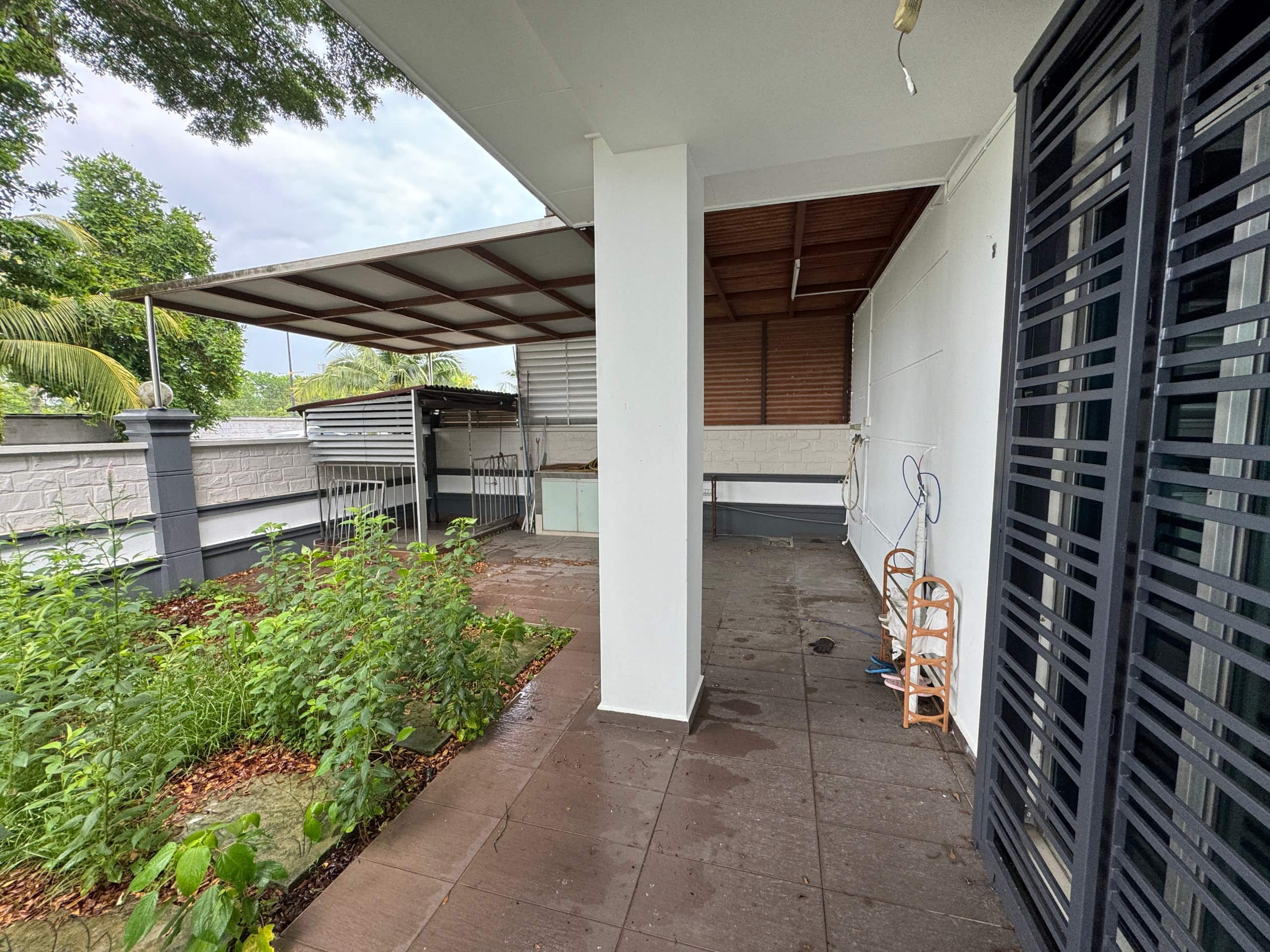 House LA Garden Jalan Jaya Putra 5/X 7