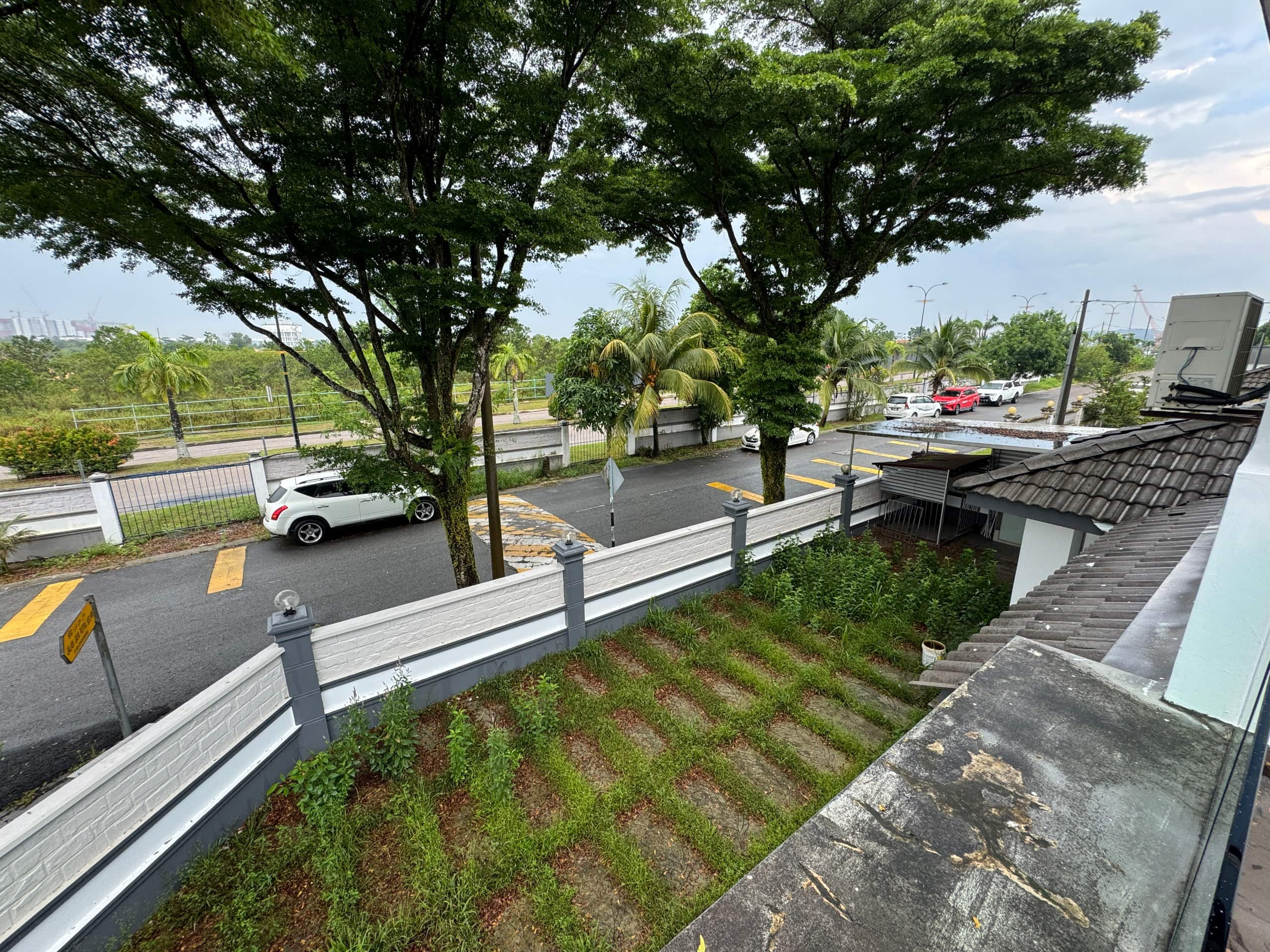 House LA Garden Jalan Jaya Putra 5/X 6