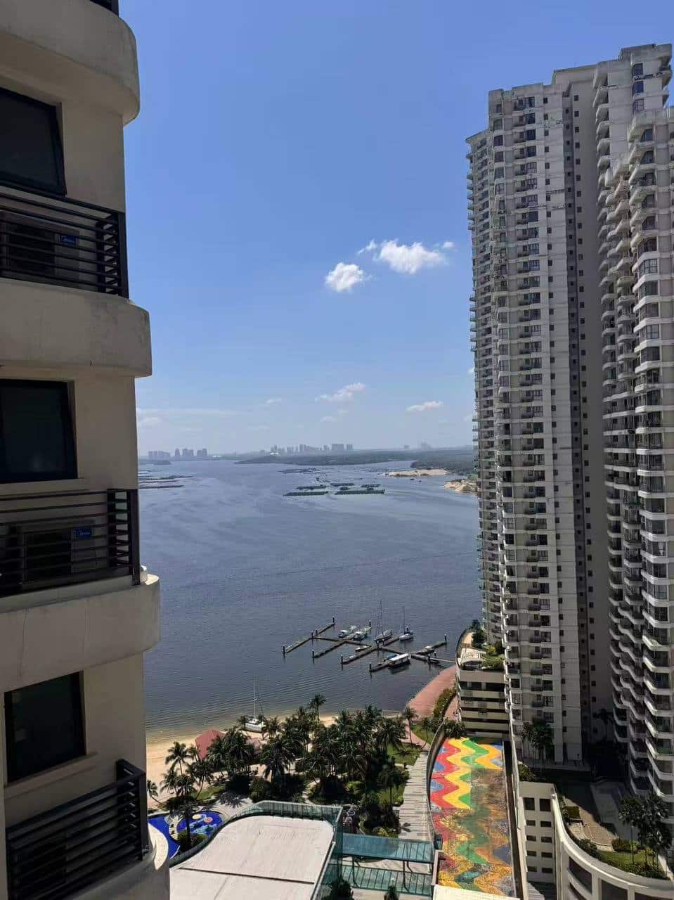 Amberside 8A Country Garden Danga Bay