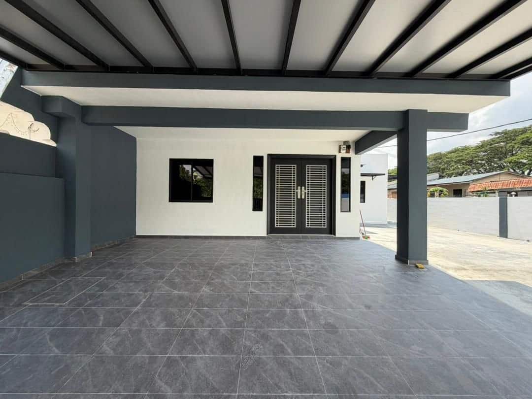 Single Storey Low Cost Corner Taman Dahlia Tampoi