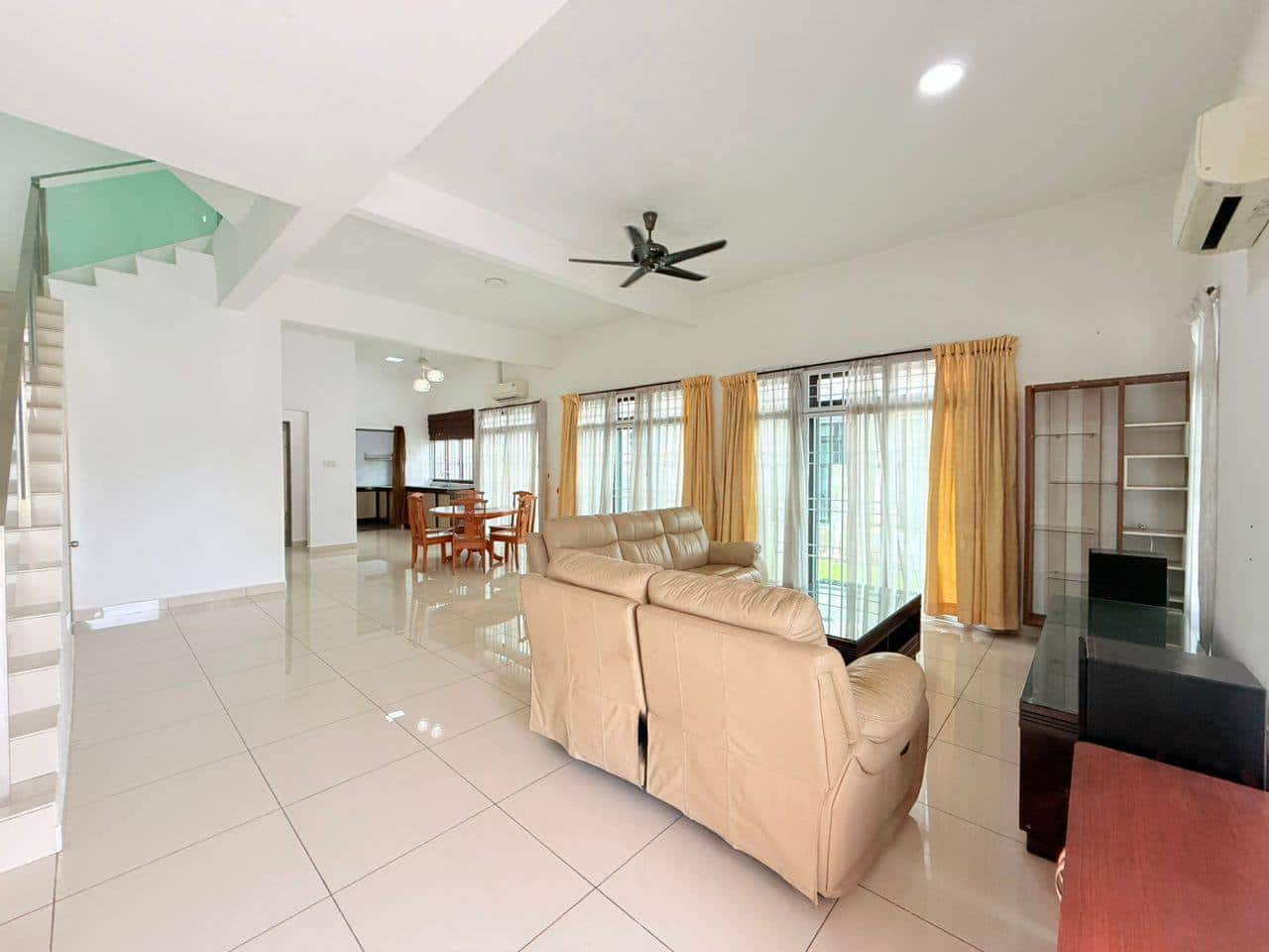 3 Storey Cluster House Opal @ Mutiara Mas 2