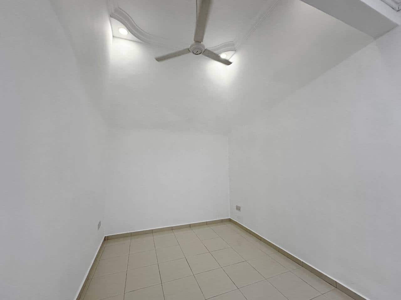 Double Storey Bukit Indah 4