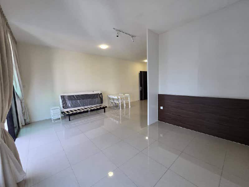 Studio Molek Regency 3