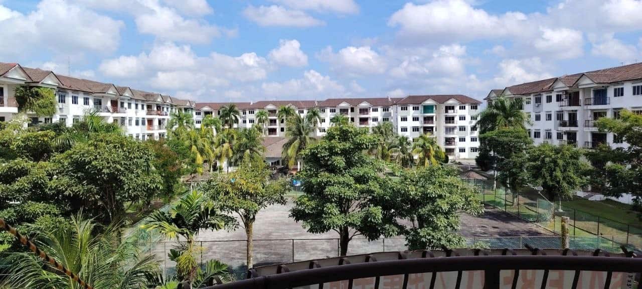 Walk-up Condominium Bandar Selesa Jaya