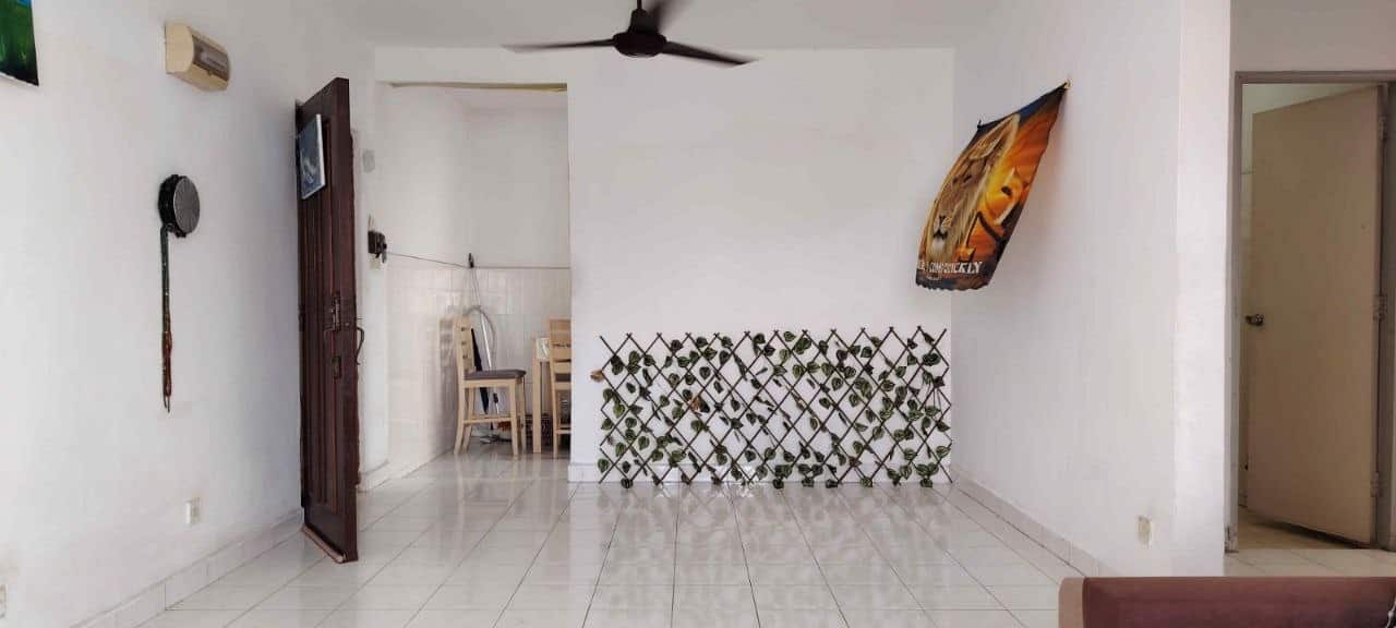 Walk-up Condominium Bandar Selesa Jaya 3