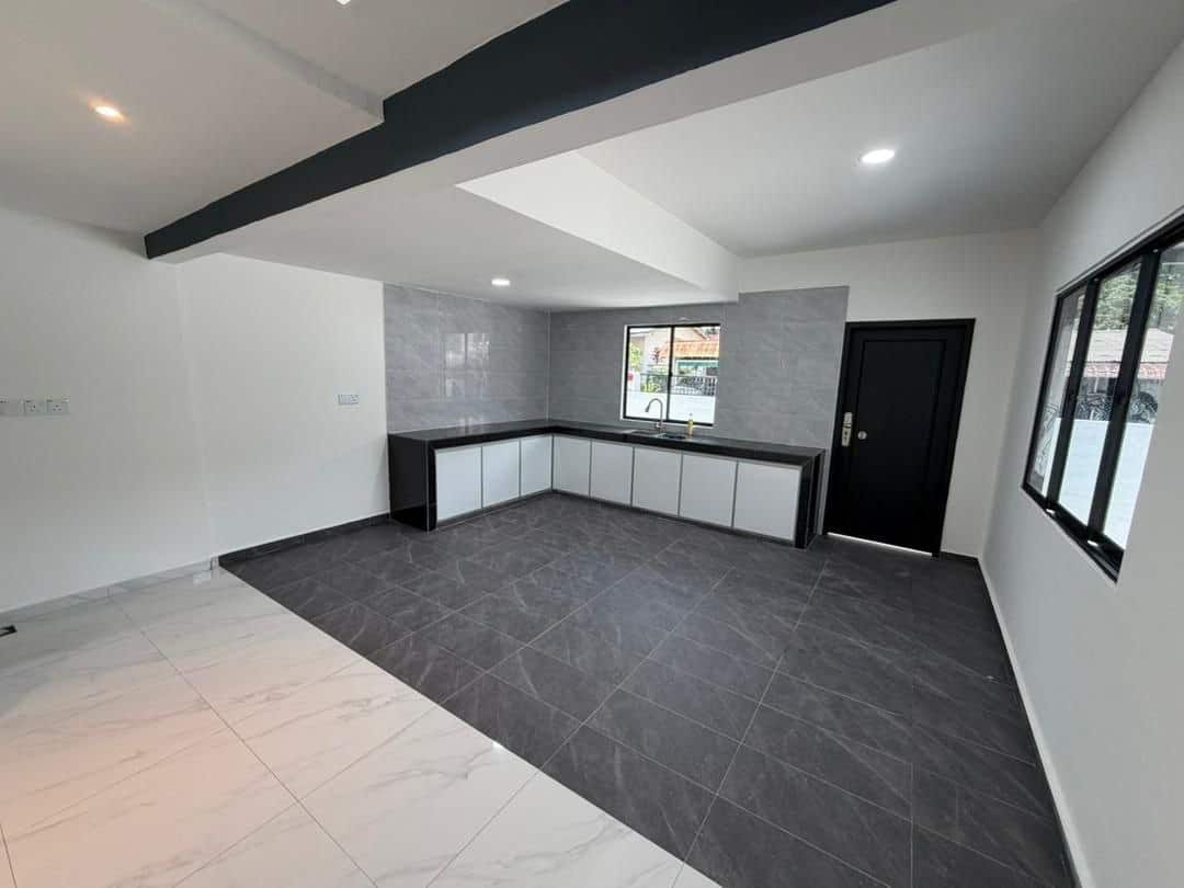 Single Storey Low Cost Taman Dahlia Tampoi 5