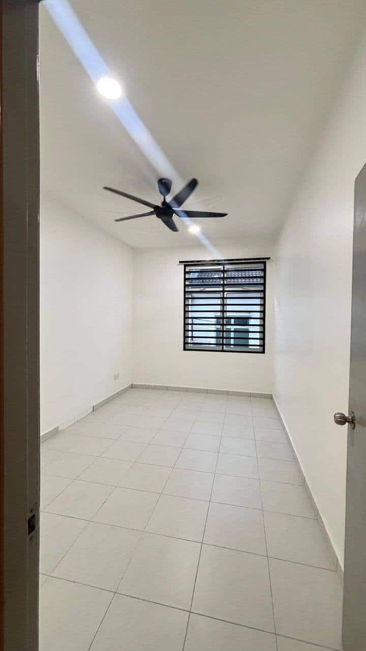 2.5 Storey Terrace Taman Pulai Mutiara 6
