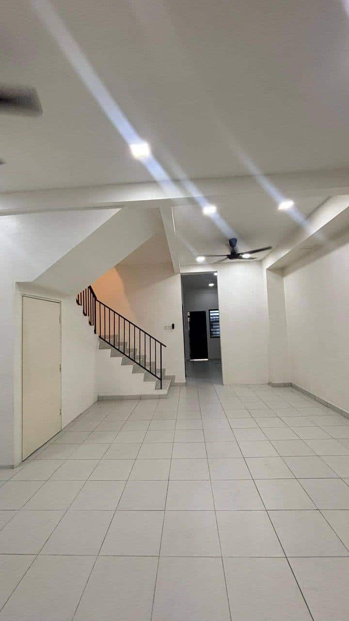 2.5 Storey Terrace Taman Pulai Mutiara 2