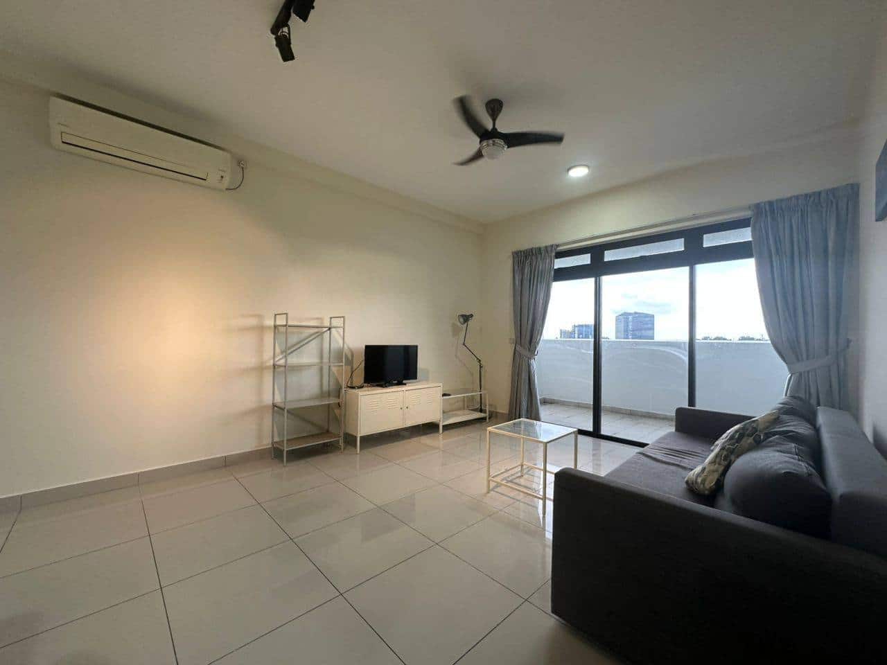 Condo Meridin@Medini