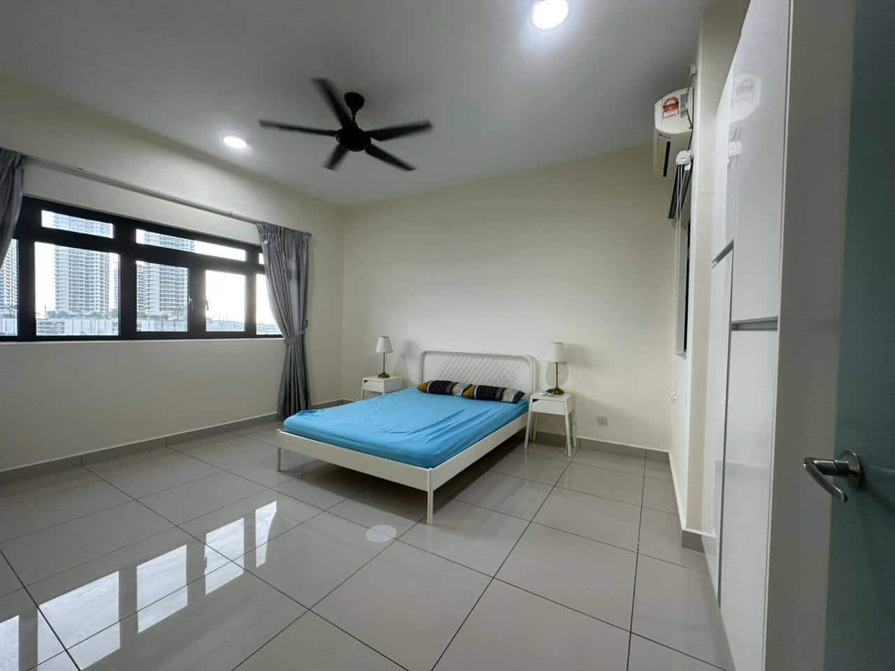 Condo Meridin@Medini 4