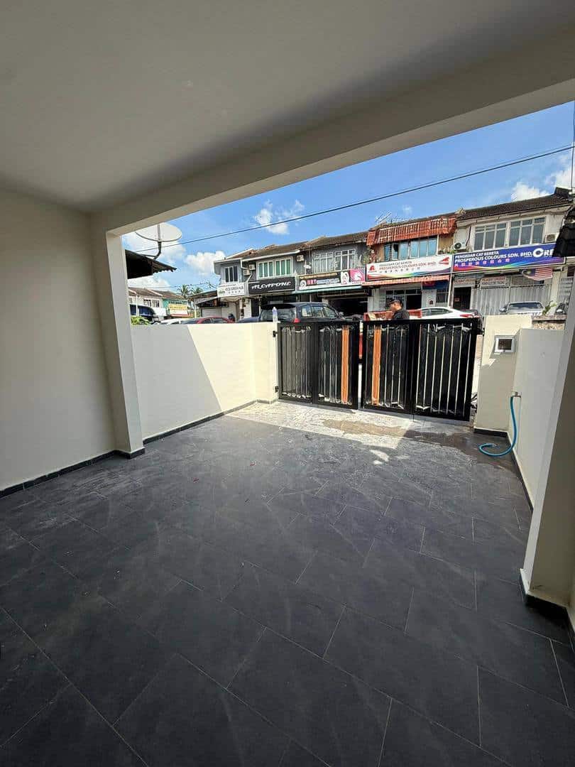 Double Storey Low Cost Bandar Baru Permas Jaya 7