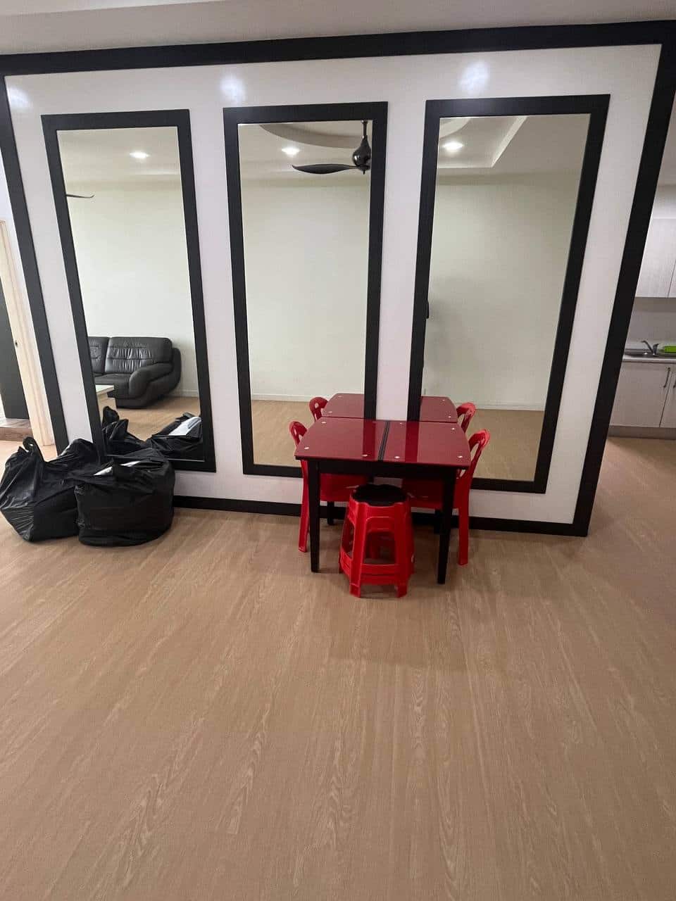 Corner Unit Greenfield Regency 6