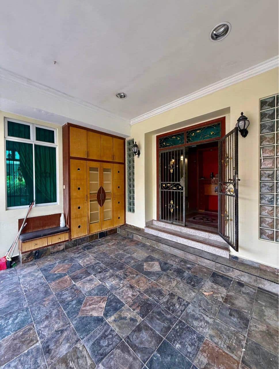 Double Storey Semi D Sutera Jingga 5