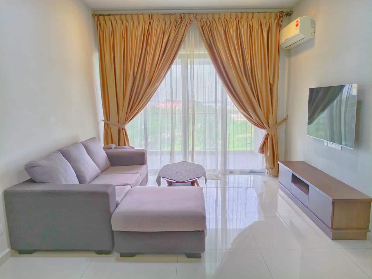 Condominium Bay Point 2