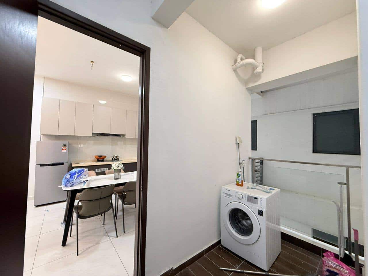 Condo Royal Strand Country Garden Danga Bay 7