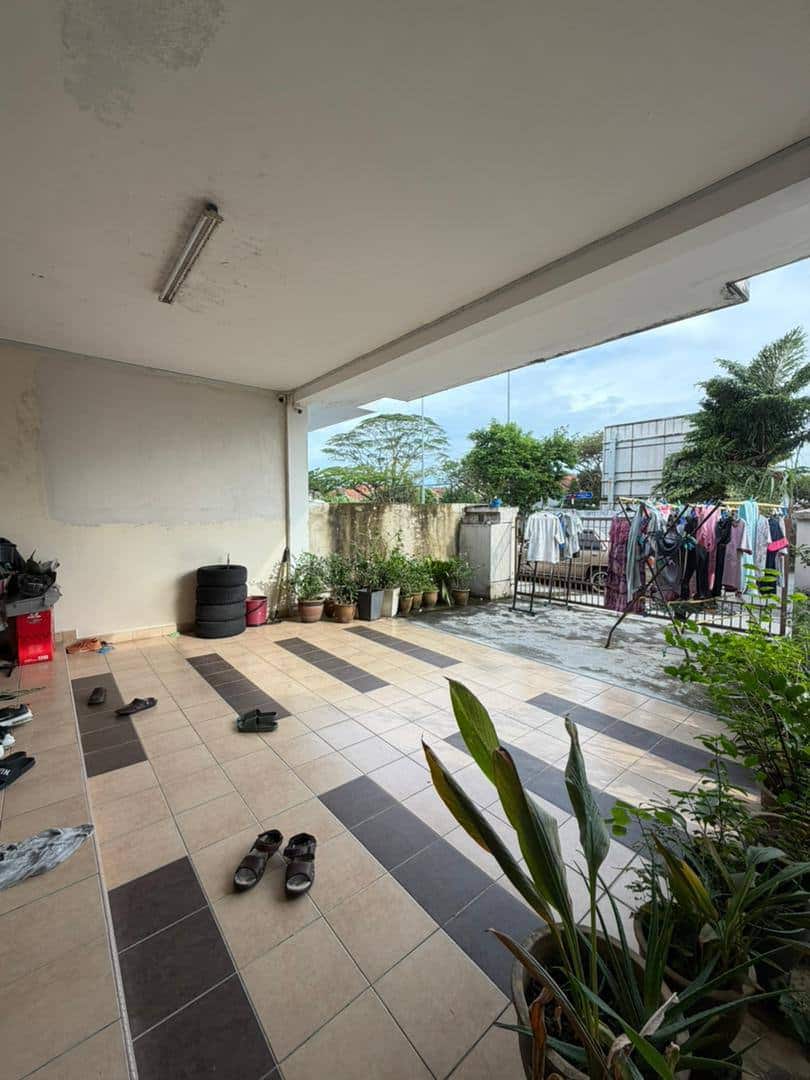 2 Storey House Mutiara Rini 4