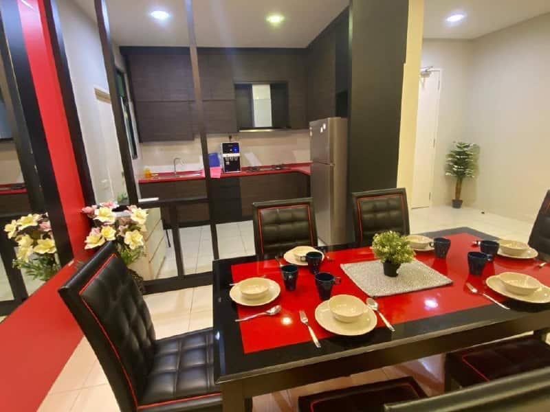Penthouse Bukit Indah 8