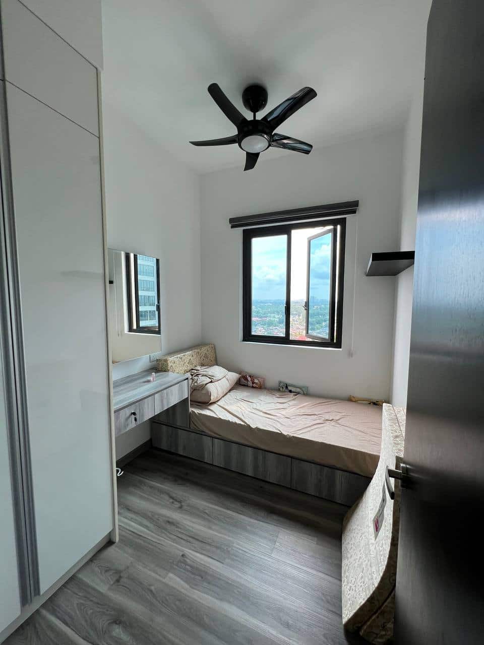 Condo Setia Sky 88 7