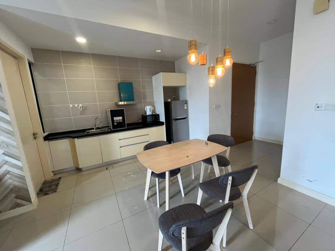 Condo Medini