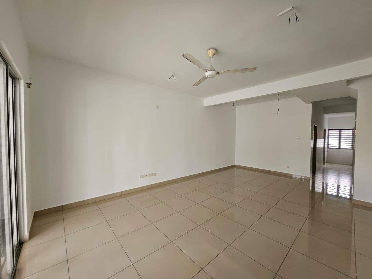 Double Storey Lolite 1 Seri Austin