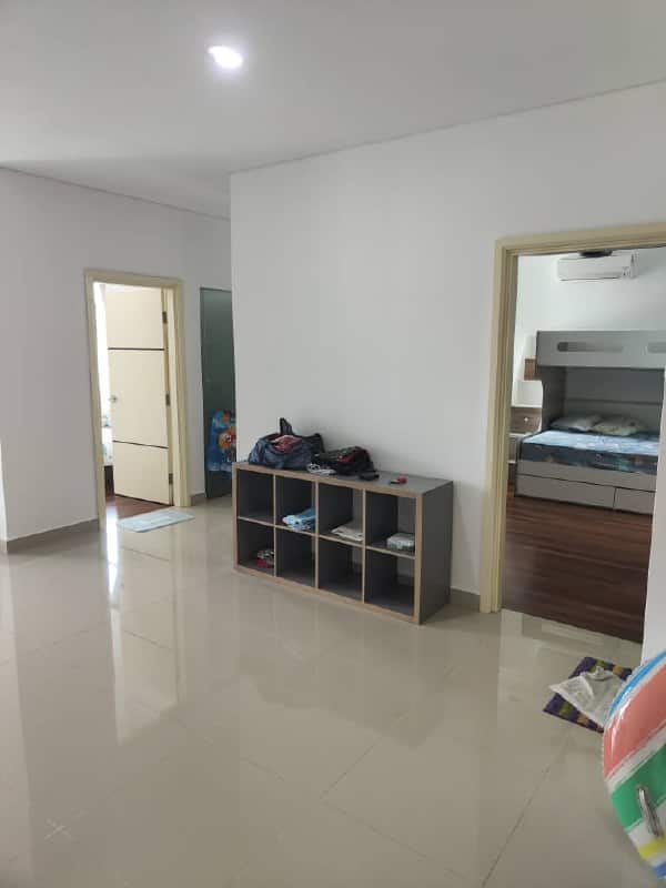 Condo 1 Medini 4