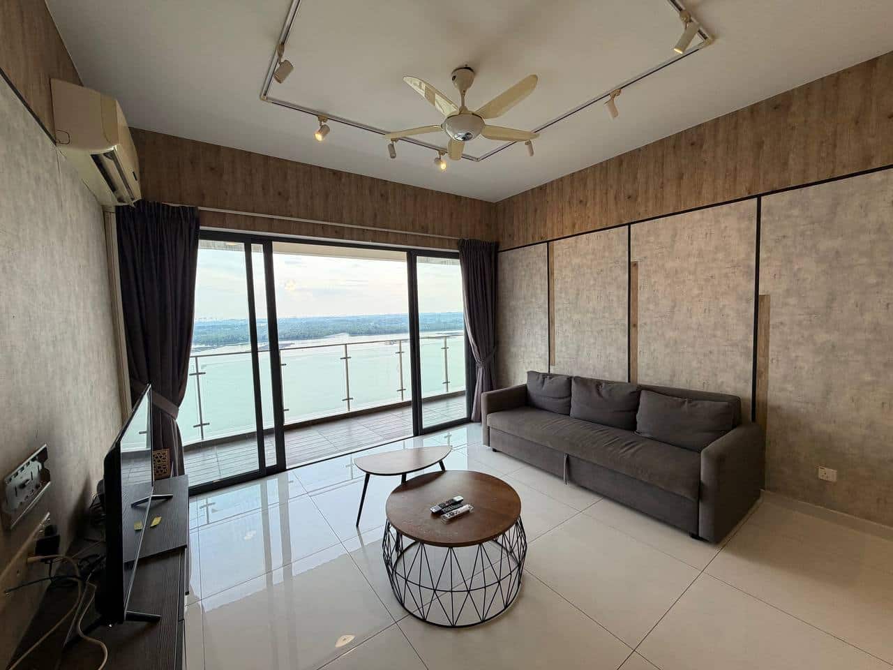 Royal Strand 11A Country Garden Danga Bay 5