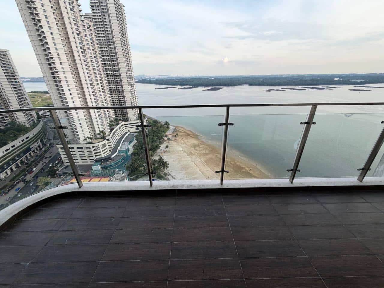 Royal Strand 11A Country Garden Danga Bay 3