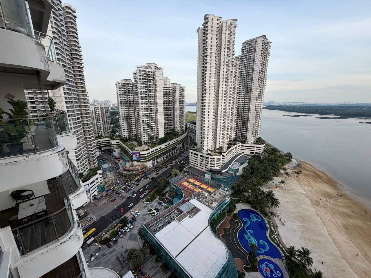 Royal Strand 11A Country Garden Danga Bay