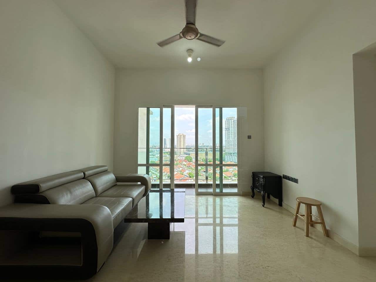 2Bed 2Bath Tritower