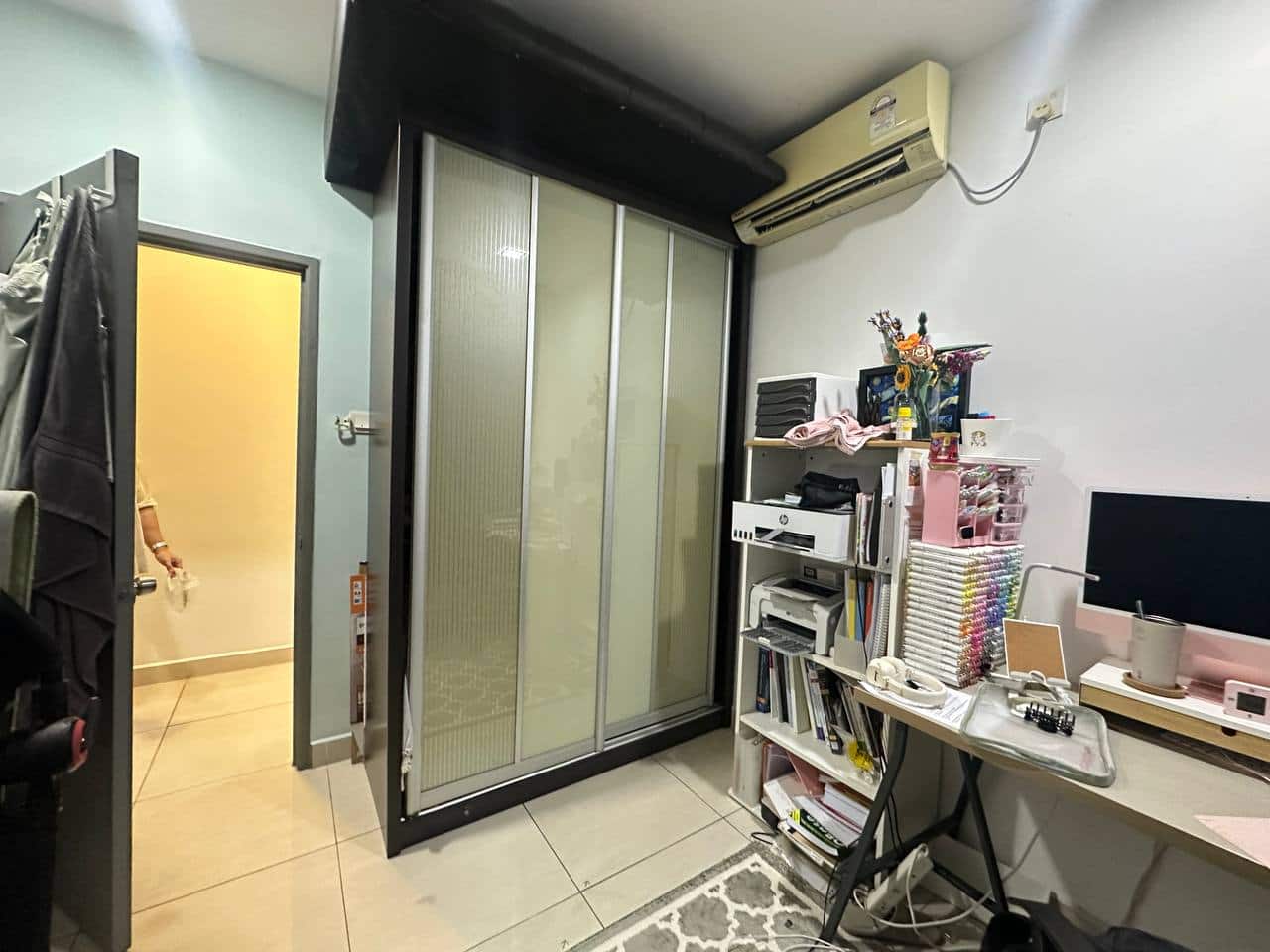 Golden Sands Residence Tanah Emas 5