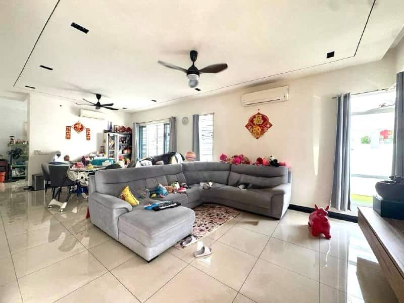 Double Storey Cluster House Setia Tropika 2