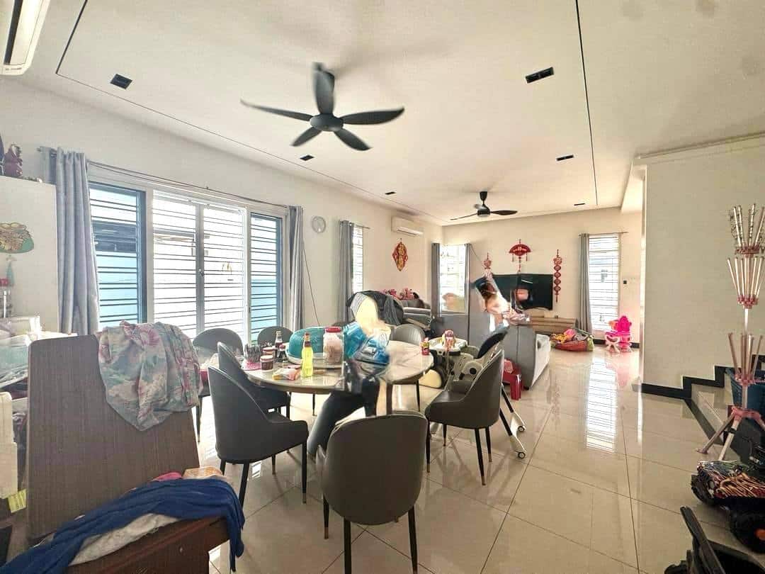 Double Storey Cluster House Setia Tropika 4