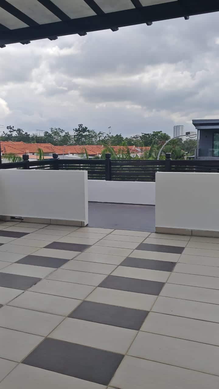 2.5-Storey Corner Terrace Sutera Pulai 4