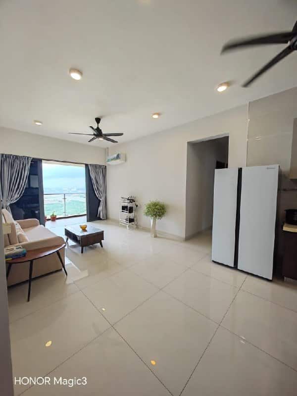 Condo Royal Strand @ Country Garden Danga Bay