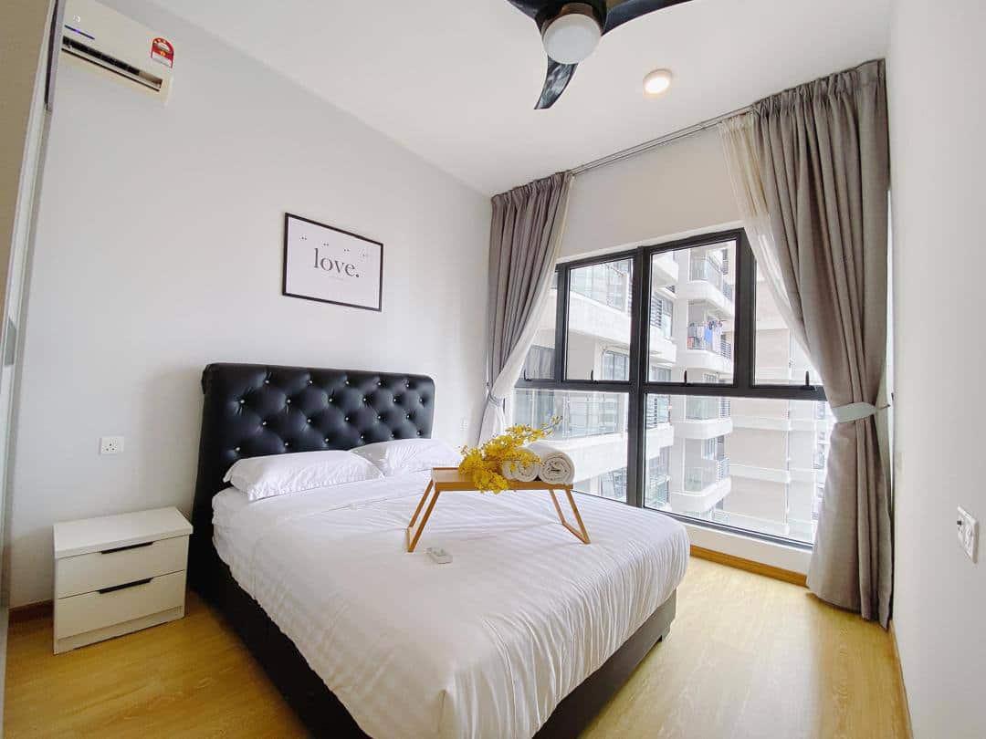Condo Bay Point, Country Garden Danga Bay 4