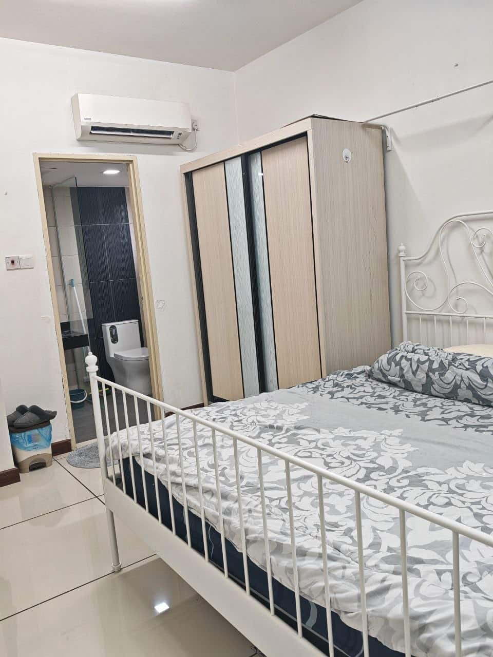 Intermediate Larkin Residence 2 2