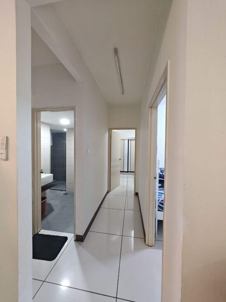 Intermediate Larkin Residence 2 10
