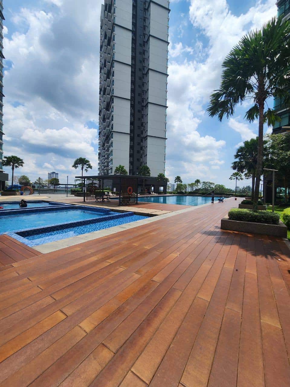 Studio Molek Regency 11