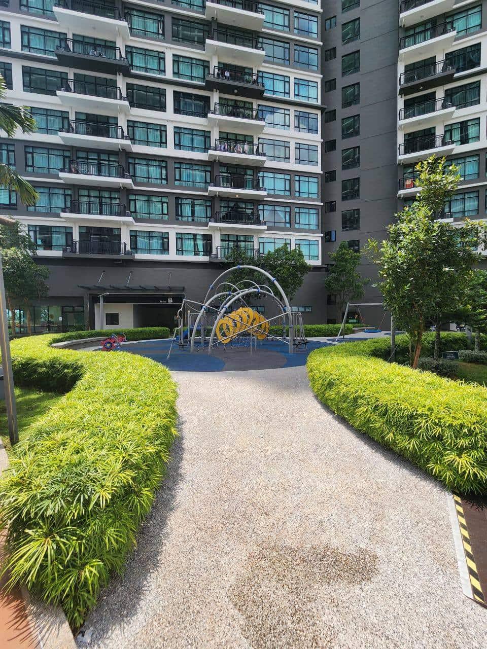Studio Molek Regency 12