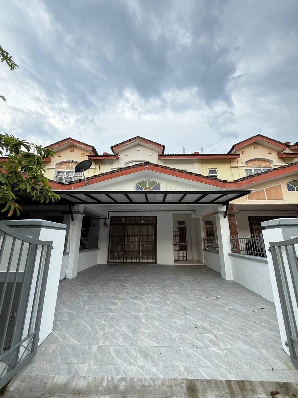 Double Storey Terrace House Taman Pulai Indah