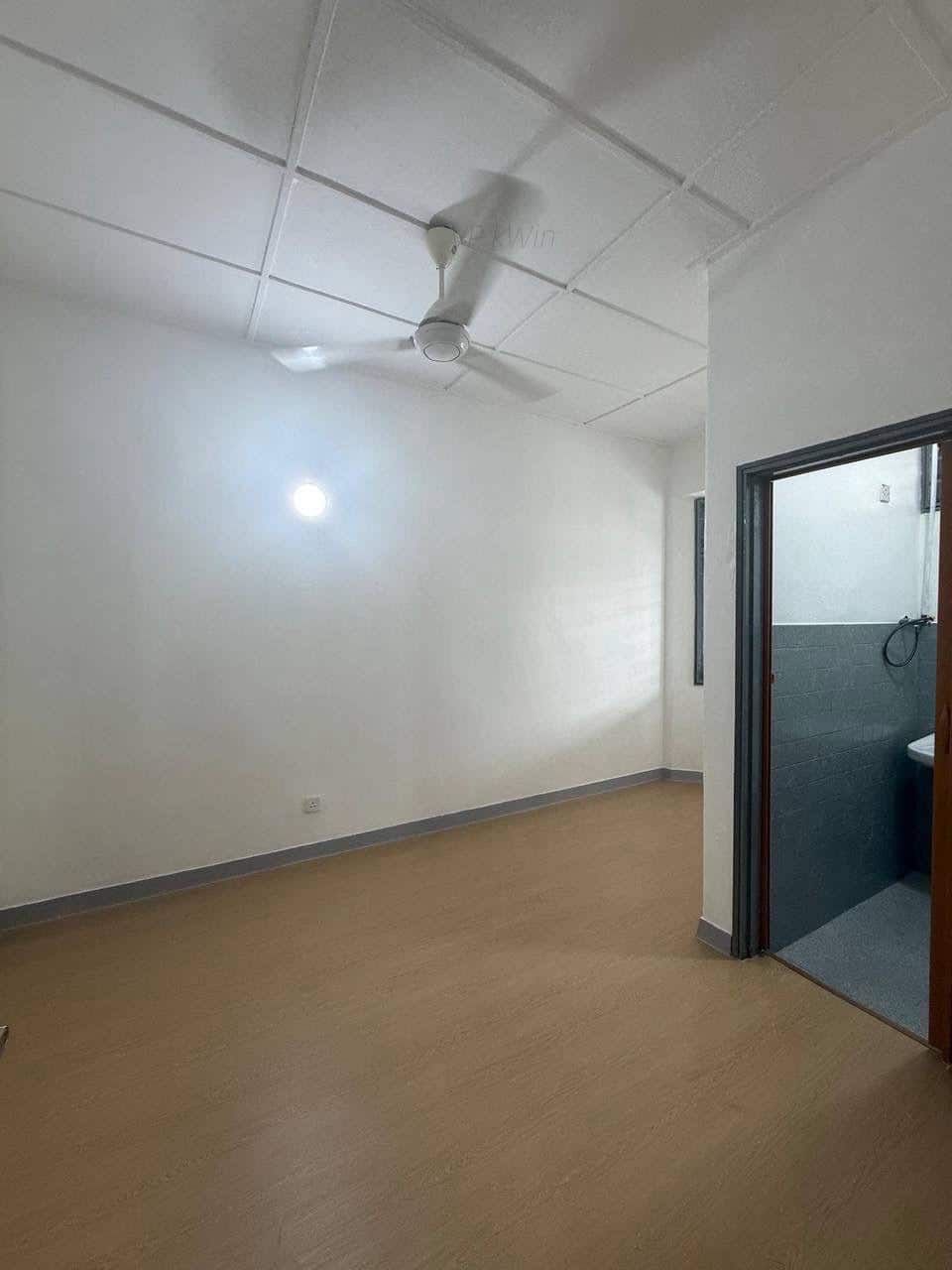 Single Storey Terrace Taman Molek 2