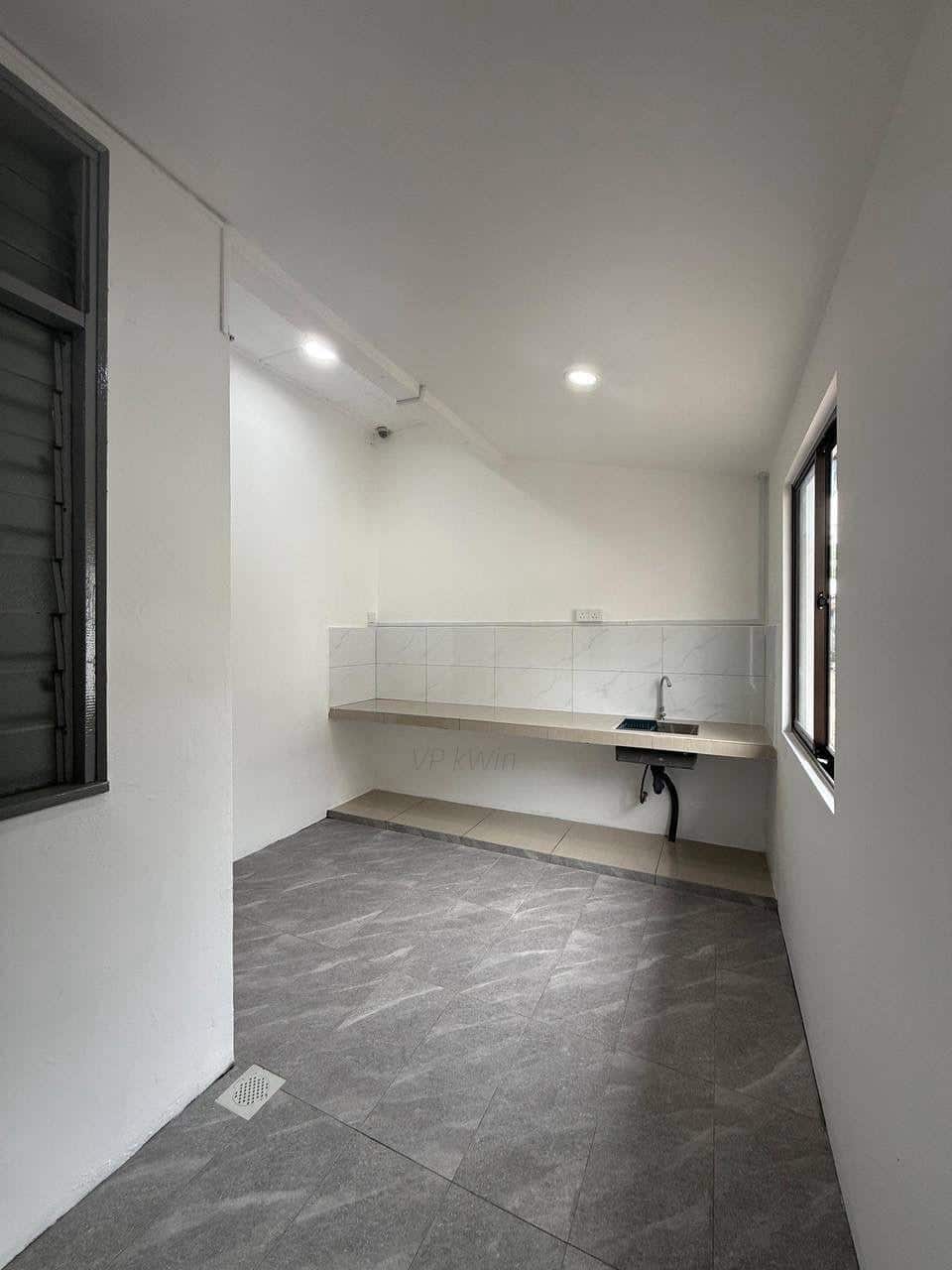 Single Storey Terrace Taman Molek 6