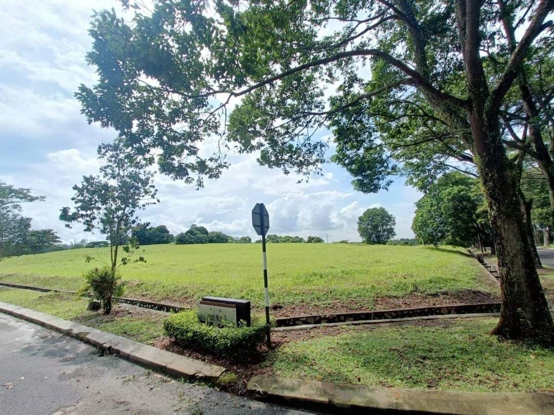 Bungalow Land (Corner Lot) Leisure Farm