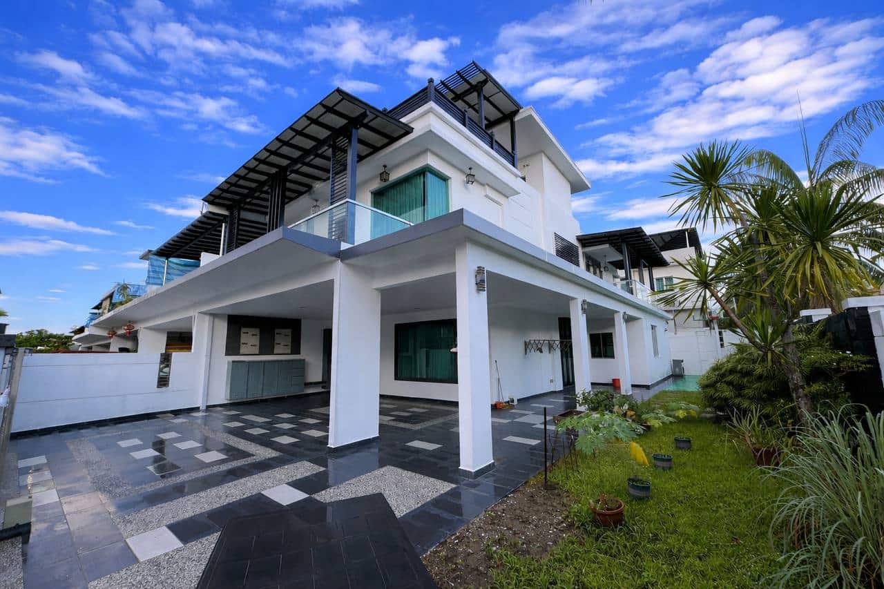 2.5 Storey corner lot SUTERA UTAMA