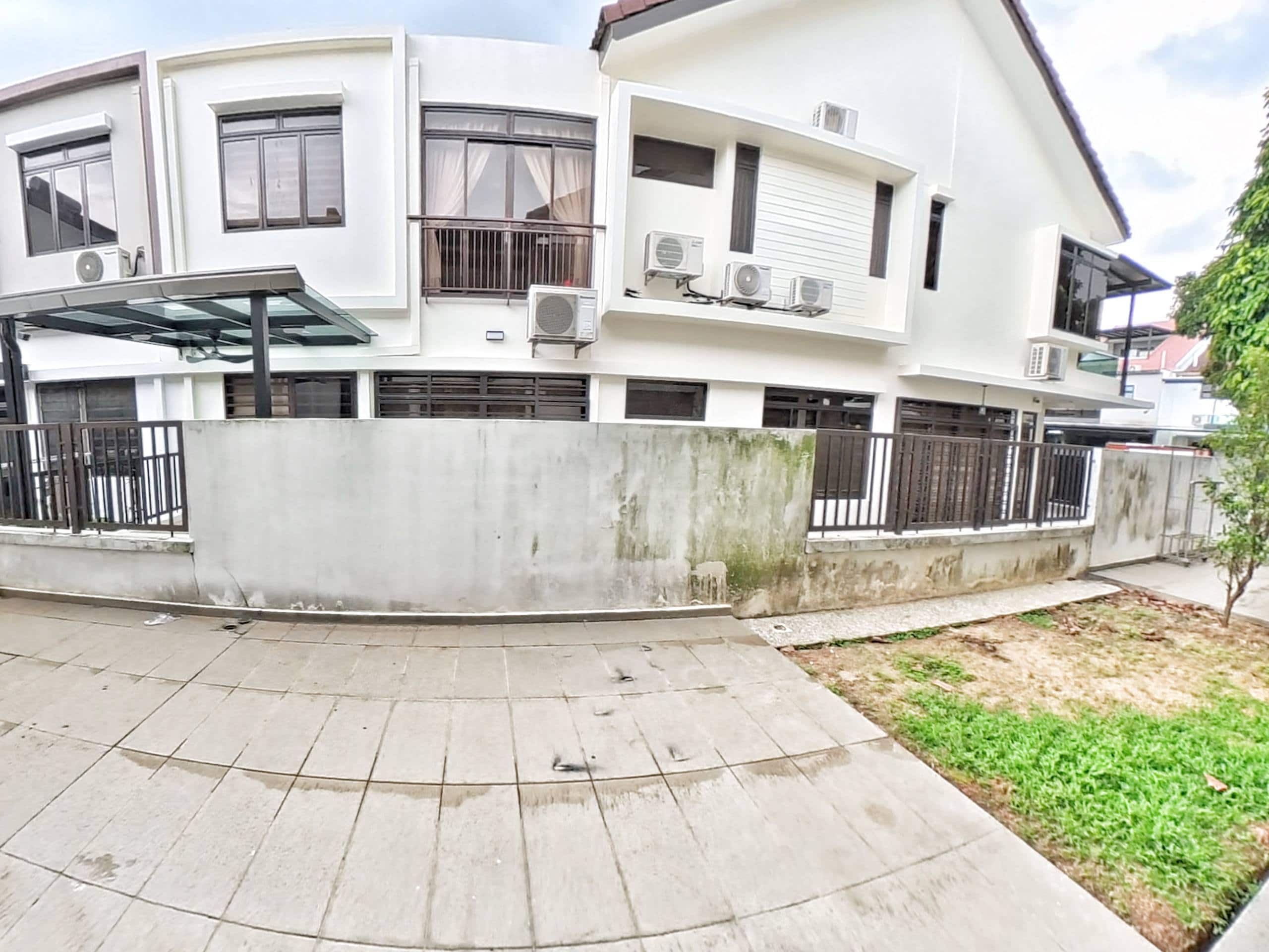 2 Storey Cluster House The Green