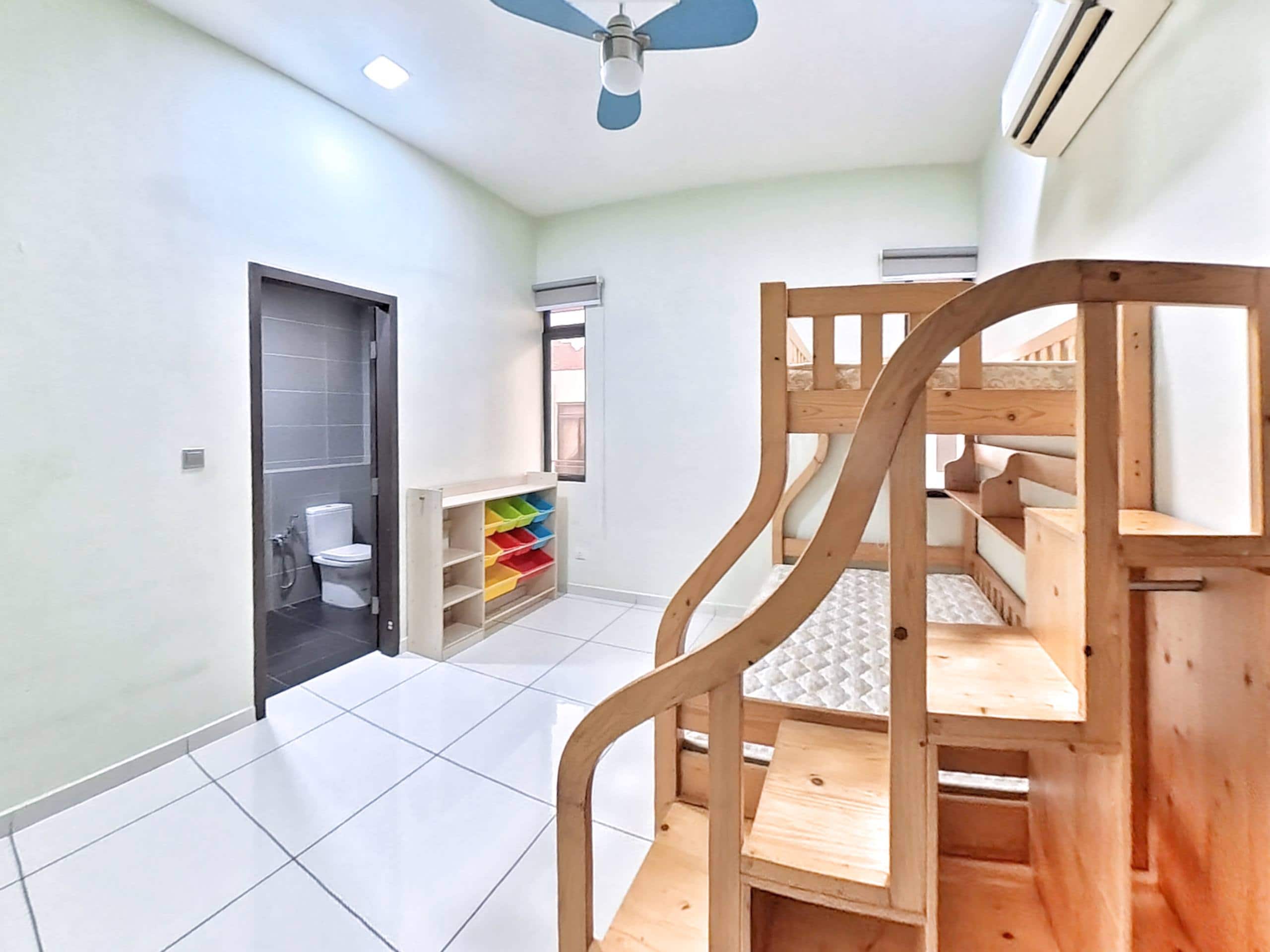 2 Storey Cluster House The Green 9